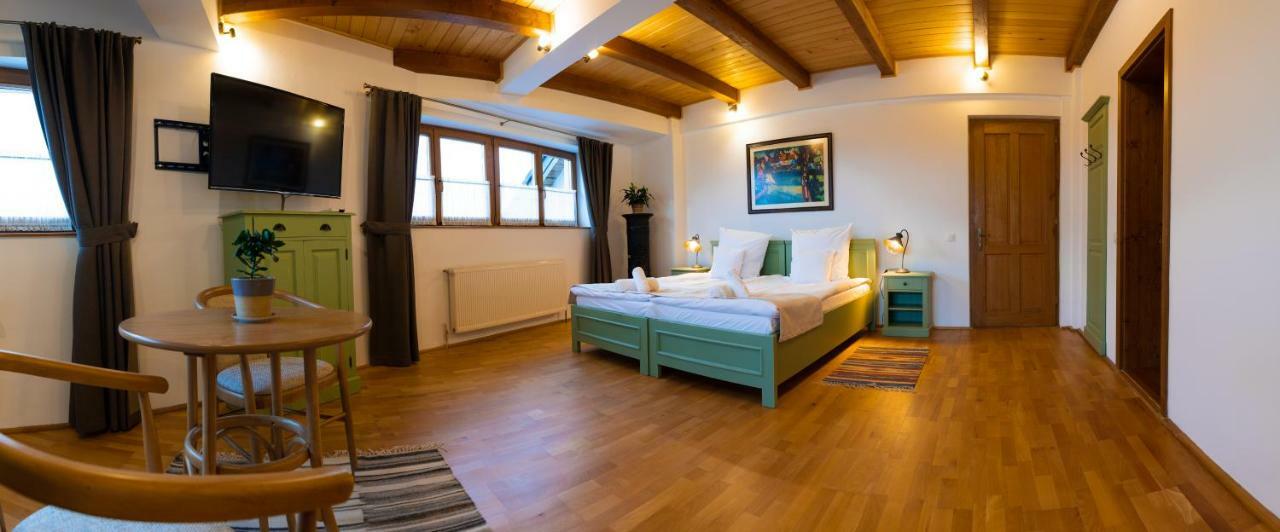 Zumzet Bed & Breakfast Şelimbăr Bagian luar foto